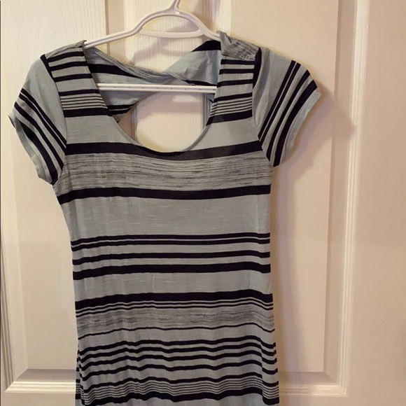 A Pea in the Pod Maternity Maxi Dress - Picture 1 of 3